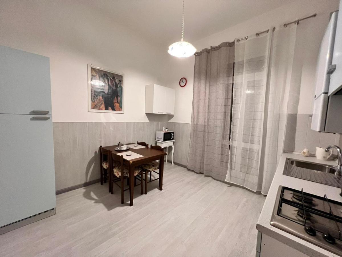 Savona Casa Vacanze Vicino Mare 3 Minuti Wifi Extérieur photo