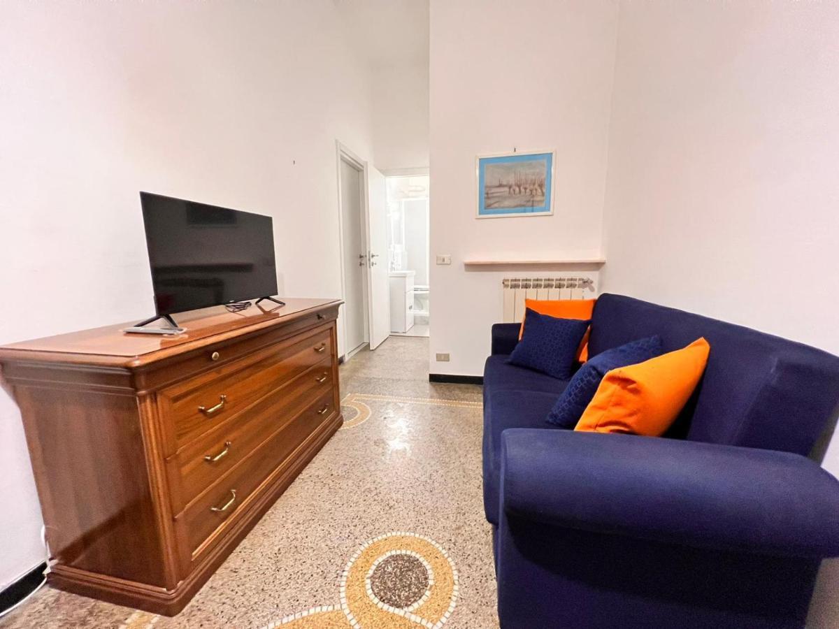 Savona Casa Vacanze Vicino Mare 3 Minuti Wifi Extérieur photo